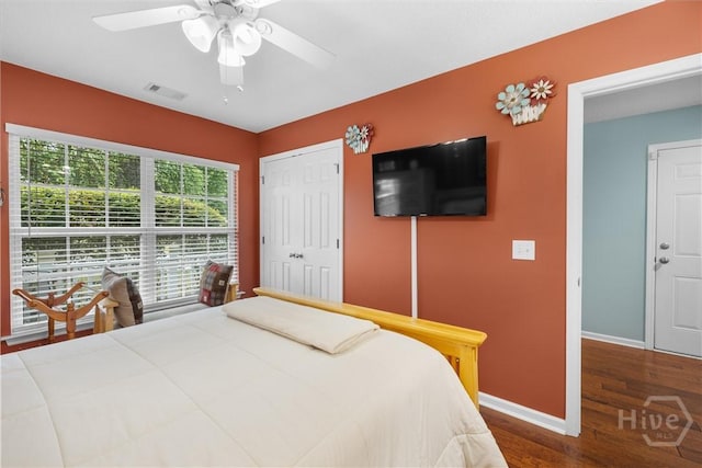 335 Winchester Dr, Pooler, GA 31322 - bedroom featuring wood finished floors, ceiling fan, and a closet