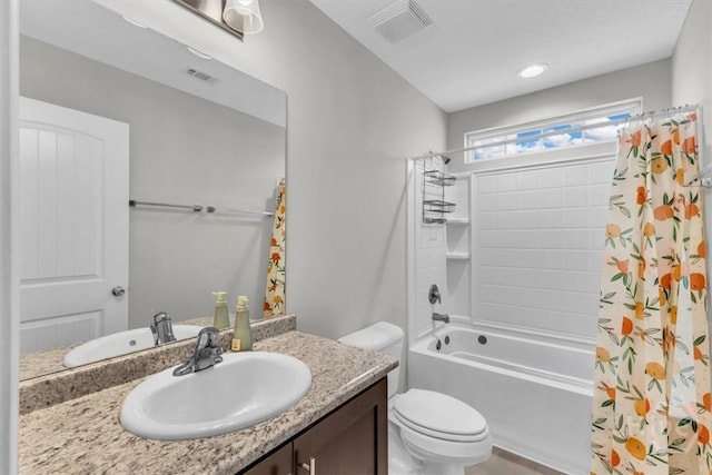 1237 Cypress Fall Cir, Hinesville, GA 31313 - full bath featuring vanity and shower / bath combo with shower curtain
