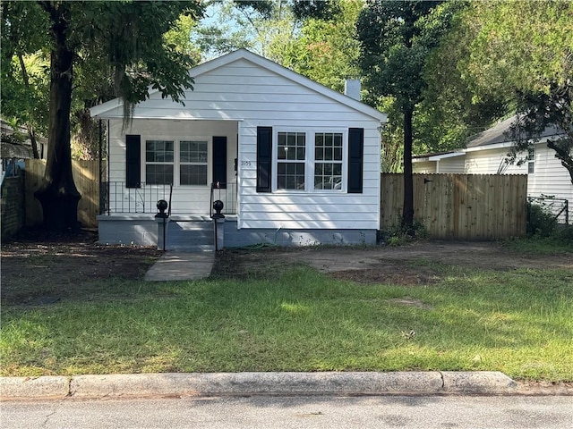 2109 E 37th St, Savannah, GA 31404 - bungalow-style house with covered porch