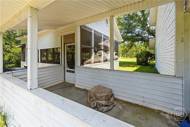 675 Foxwood Cir, Jesup, GA 31545 - view of patio / terrace with a sunroom