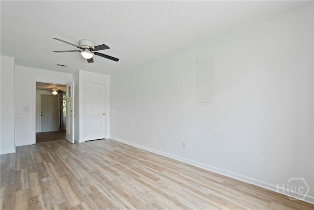 1352 Forest Lake Dr, Hinesville, GA 31313 - photo 14