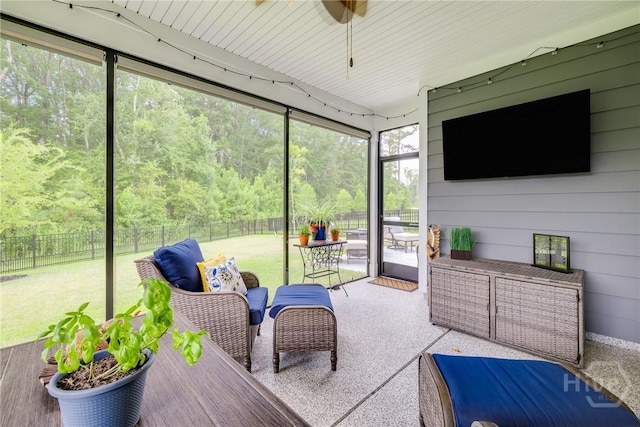 139 Harvest Hl, Pooler, GA 31322 - sunroom / solarium featuring an outdoor living space and ceiling fan