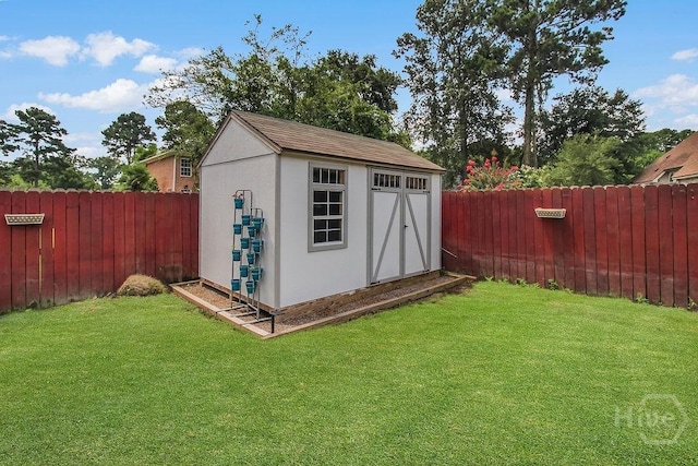 250 Laurel Hill Cir, Richmond Hill, GA 31324 - view of shed featuring a fenced backyard
