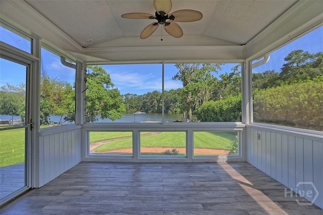 114 Lakeview Ct, Savannah, GA 31406 - unfurnished sunroom with vaulted ceiling, ceiling fan, a water view, and healthy amount of natural light