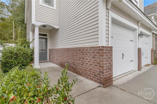 650 Summer Hill Way, Richmond Hill, GA 31324 - view of garage