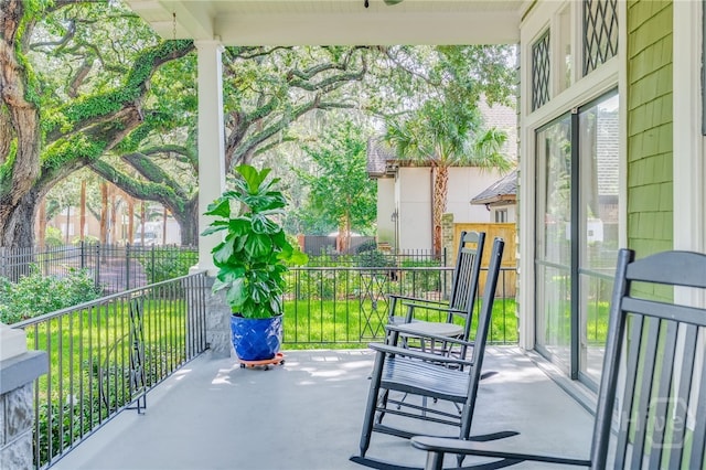 121 E Victory Dr, Savannah, GA 31405 - photo 6