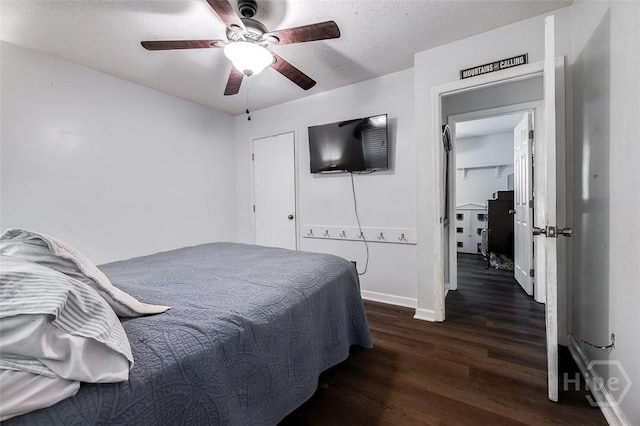 206 Pinecrest Pl, Pooler, GA 31322 - bedroom with wood finished floors, a ceiling fan, and a textured ceiling