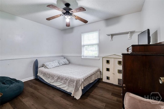 206 Pinecrest Pl, Pooler, GA 31322 - bedroom featuring wood finished floors, a ceiling fan, and a textured ceiling