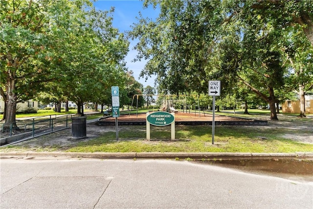 406 E 66th St, Savannah, GA 31405 - photo 24