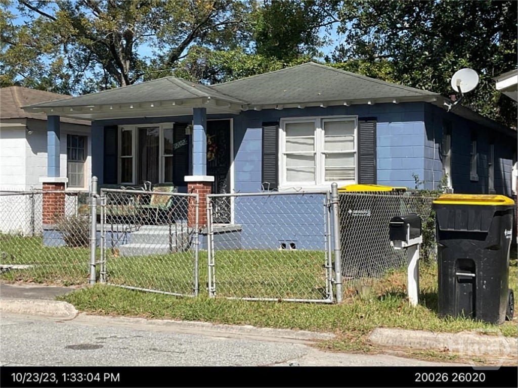 2102 Patch St, Savannah, GA 31415 - photo 1