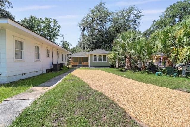 1315 E 38th St, Savannah, GA 31404 - photo 3