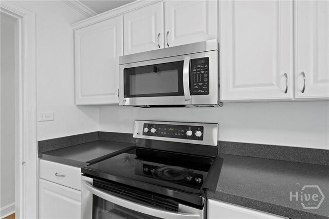 218 E 65th St, Savannah, GA 31405 - photo 11