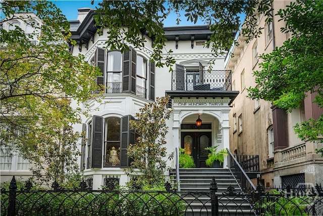112 W Gaston St, Savannah, GA 31401 - photo 1