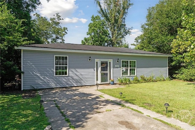 2327 Toussaint Ave, Savannah, GA 31404 - photo 3