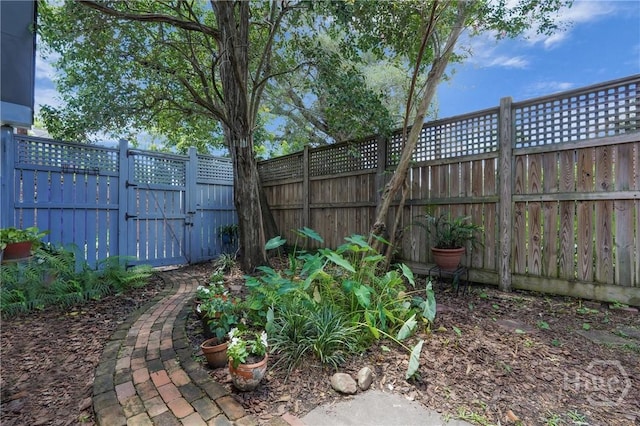545 E 50th St, Savannah, GA 31405 - photo 45