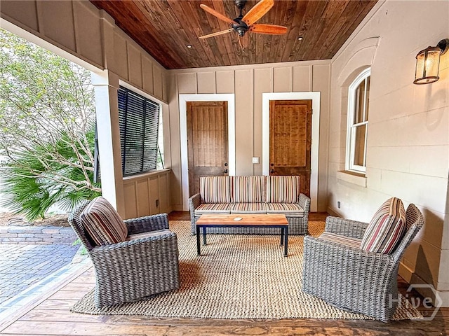 212 W Huntingdon St, Savannah, GA 31401 - photo 20