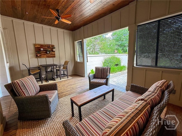 212 W Huntingdon St, Savannah, GA 31401 - photo 22