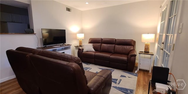 401 N Cromwell Rd Unit F5, Savannah, GA 31410 - photo 4