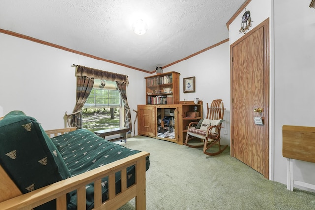 interior space featuring lofted ceiling, a textured ceiling, light carpet, and ornamental molding