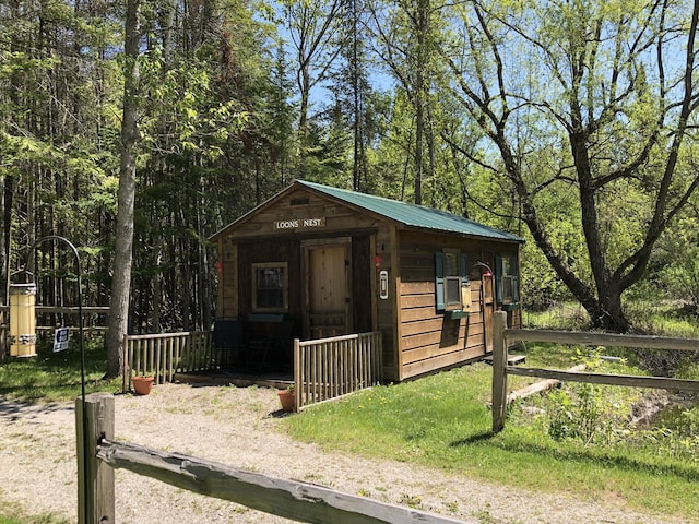 view of outbuilding