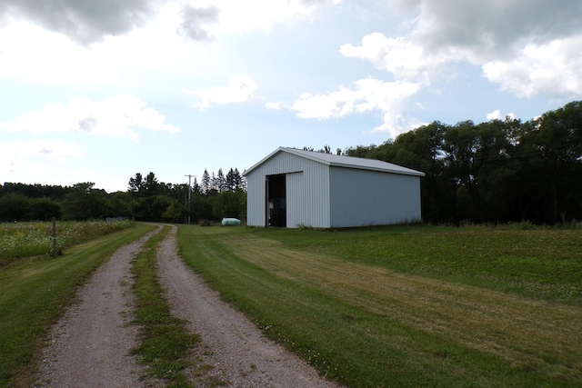 exterior space with a yard