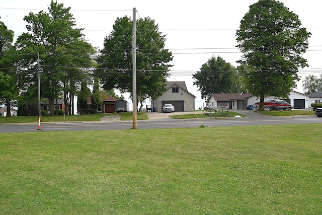 view of yard with a garage