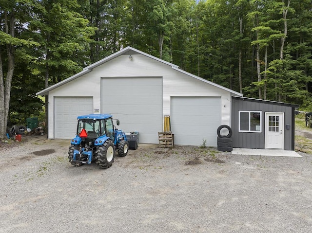 view of detached garage