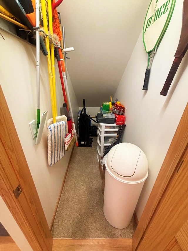 bathroom with baseboards