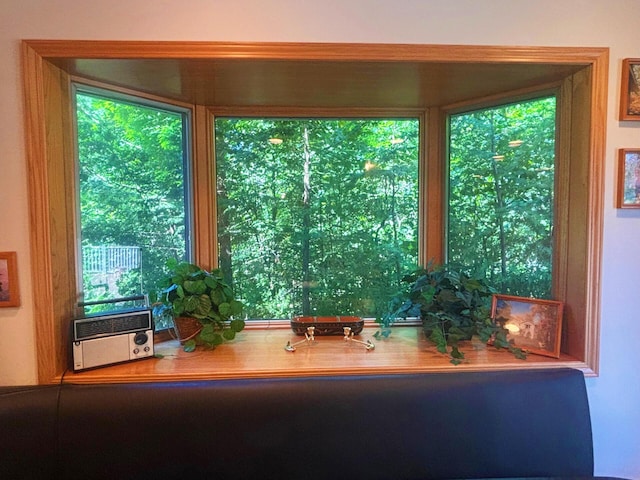 interior space featuring a wall mounted air conditioner