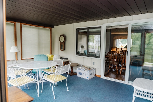 view of sunroom / solarium