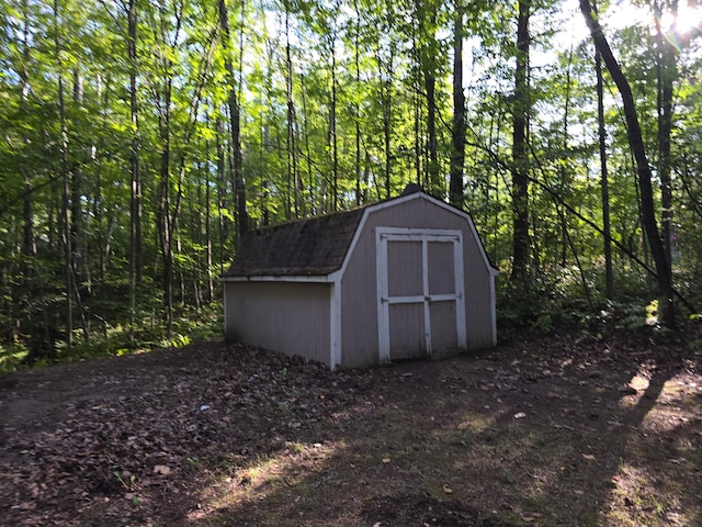 view of outbuilding