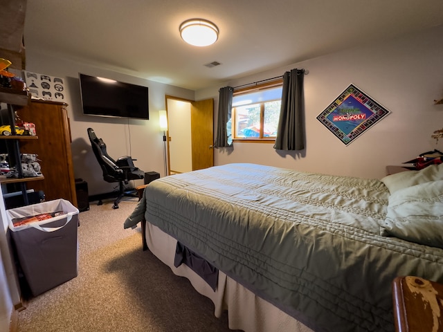 view of carpeted bedroom