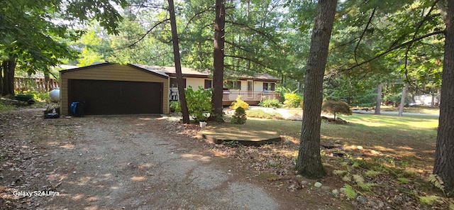 view of front facade featuring a garage