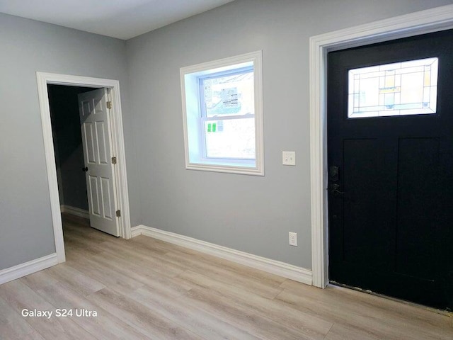 foyer featuring light hardwood / wood-style floors