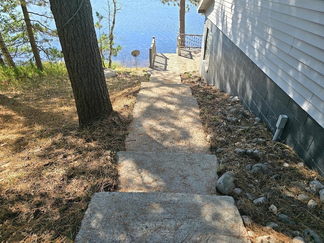 view of yard with a water view