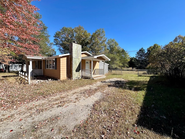 view of side of property