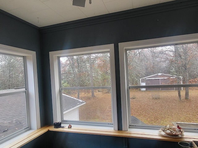 room details featuring crown molding