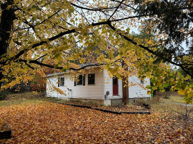 view of property exterior