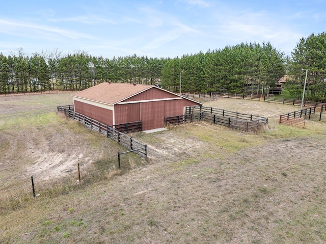 view of yard featuring a rural view