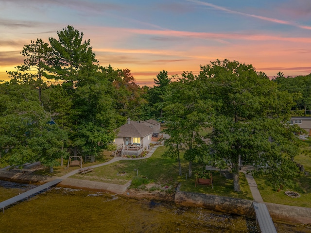 view of aerial view at dusk