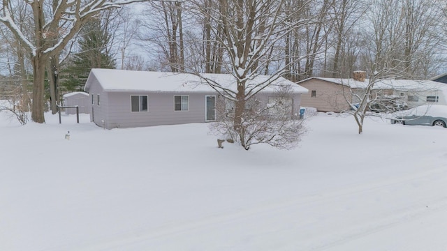 view of front of property