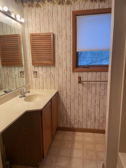 bathroom with vanity