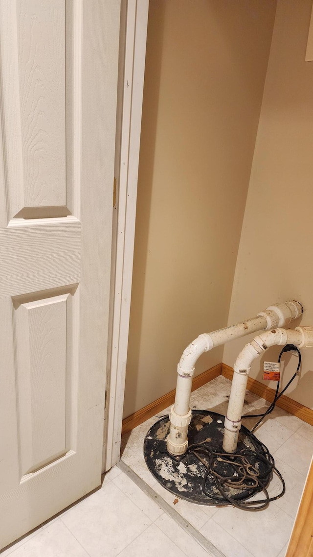 bathroom featuring baseboards