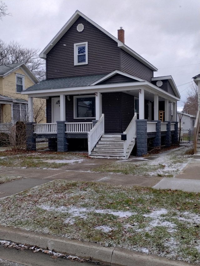 view of front of house featuring a porch