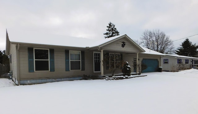 view of front facade featuring a garage