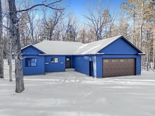 view of front of home featuring a garage