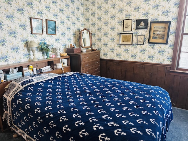 bedroom featuring carpet floors