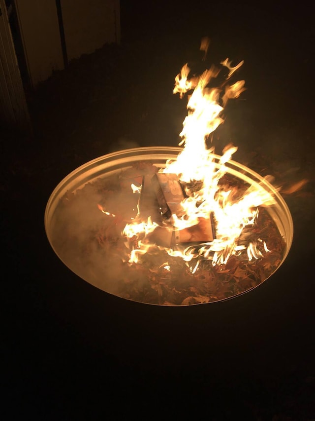 details featuring an outdoor fire pit