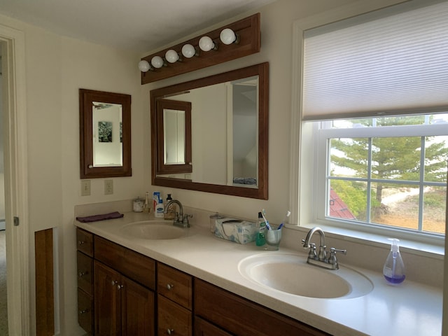 bathroom with vanity