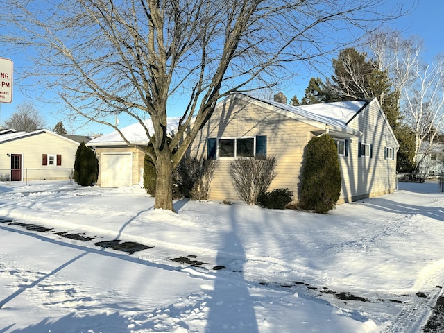 view of front of home featuring a garage